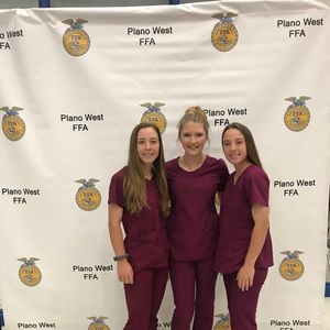 Meet your Posher, Kenzie